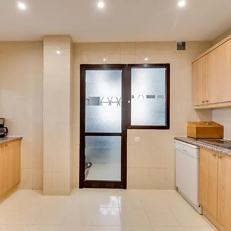 Beachside Puerto Banus Luxury Aprt3 Marbella