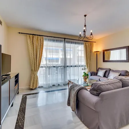 Beachside Puerto Banus Luxury Aprt3 Apartment