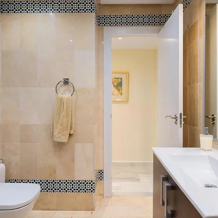 Beachside Puerto Banus Luxury Aprt3
