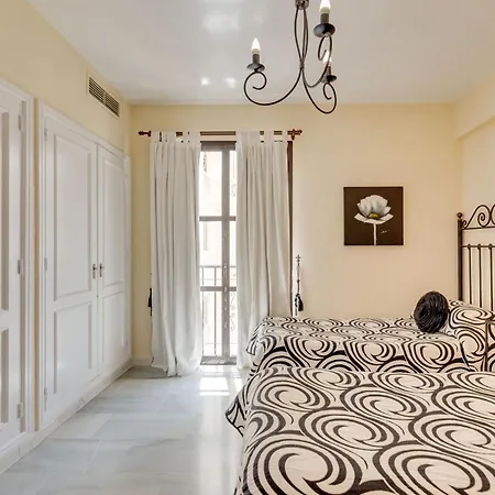 Beachside Puerto Banus Luxury Aprt3