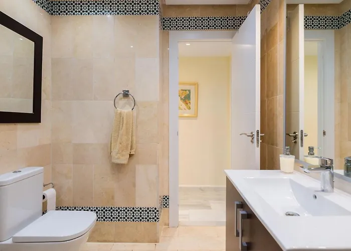 Beachside Puerto Banus Luxury Aprt3