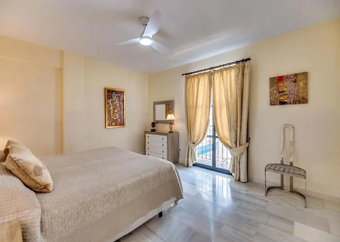 Beachside Puerto Banus Luxury Aprt3 公寓 *