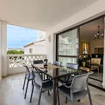 公寓 Beachside Puerto Banus Luxury Aprt3 *